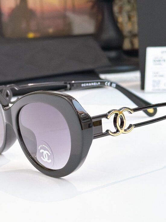 Chanel 9179 Oval Shades • Black/Gold CC • 52□18-140 • Luxury Eyewear